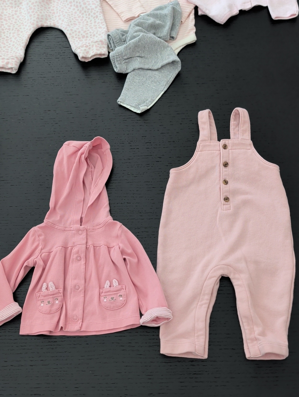 10 Piece Baby Girl Lot 6 -12 Months Baby Gap Carter's Bunny Jacket Pants Onesies - Picture 5 of 13